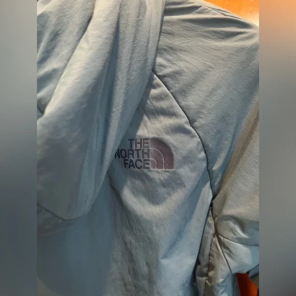 The North Face Puffer Jacket - Picture 3 of 5